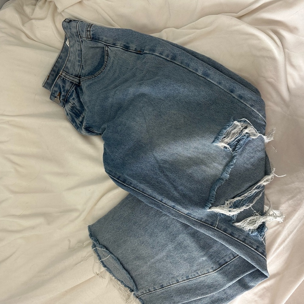 SHEIN Light Blue Ripped Boyfriend Jeans